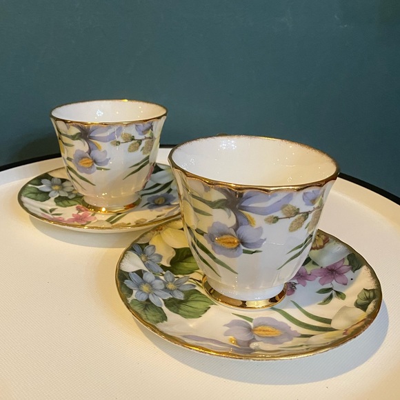 Pair Of Duchess Teacups & Saucers - Floral DUC97 - English Fine Bone China - Picture 3 of 12